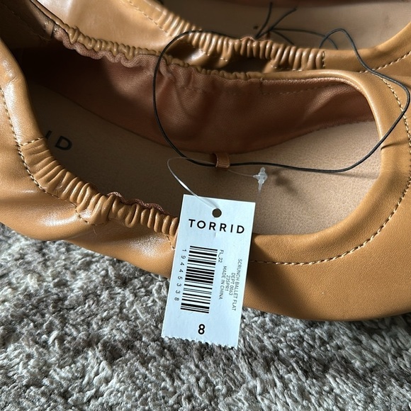 NWT Torrid Scrunch Ballet Flats Cognac Wide Width 8 - Picture 3 of 4